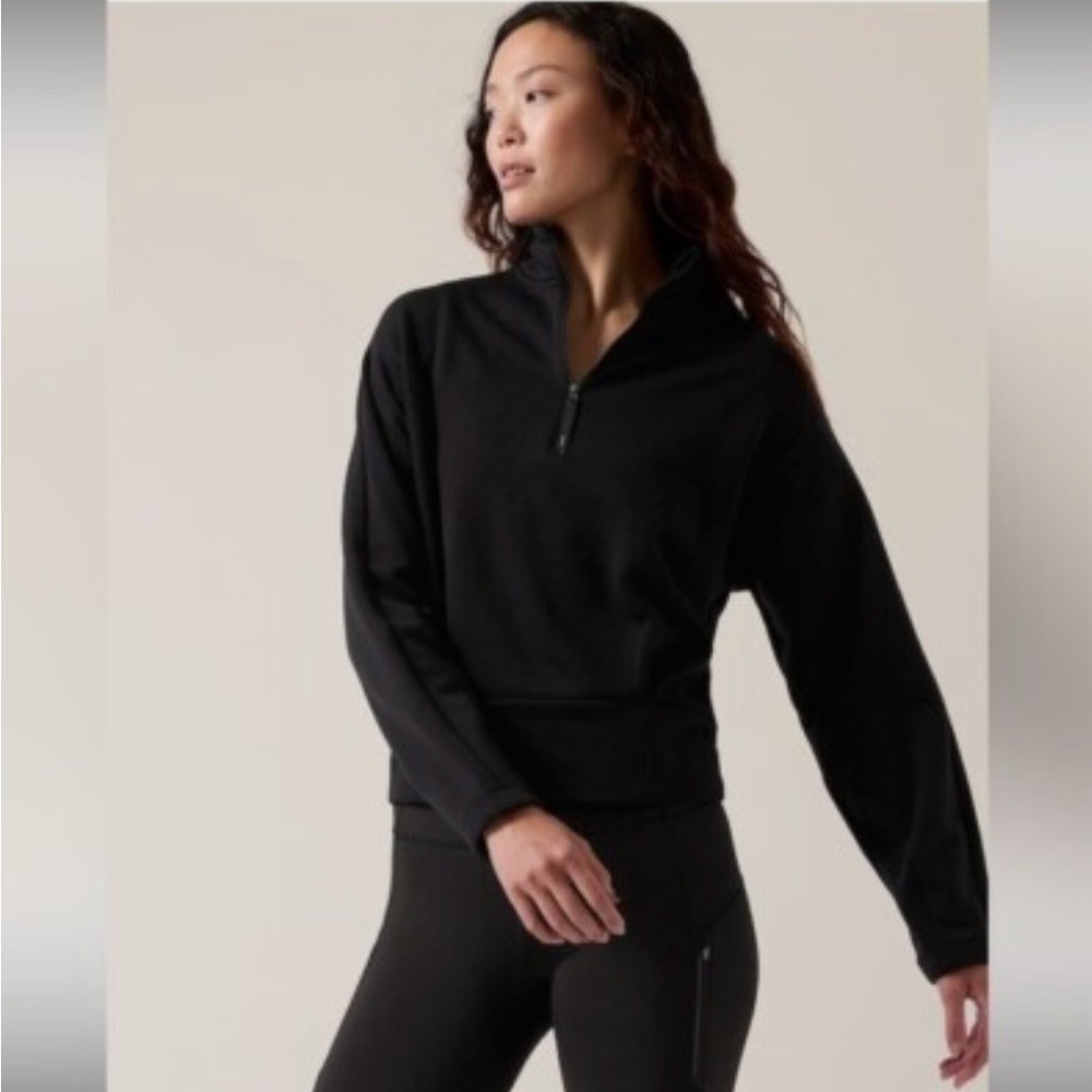 Athleta 1/4 zip cropped sweatshirt, size small